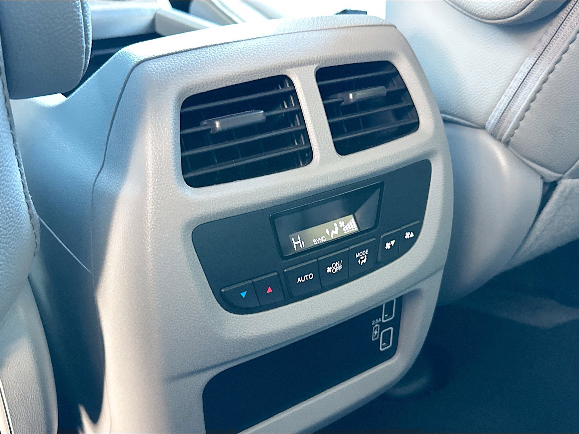 Used 2022 Honda Pilot EX-L image 25