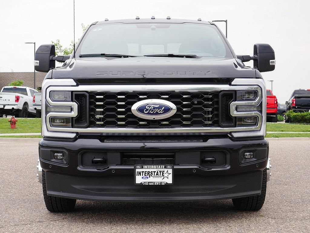 Used 2026 Ford F350 Platinum AWD/4WD image 9