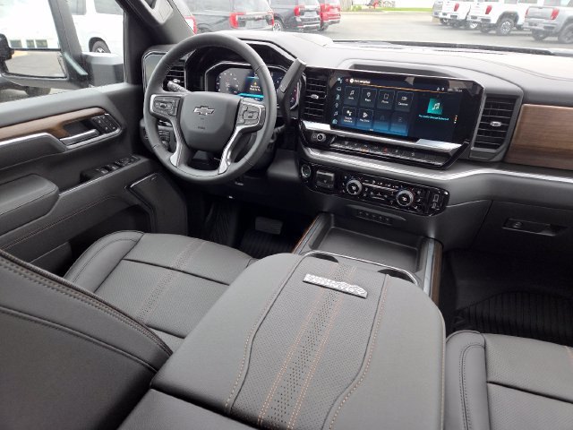 New 2026 Chevrolet Silverado 2500 High Country w/ High Country Premium Package AWD/4WD image 33