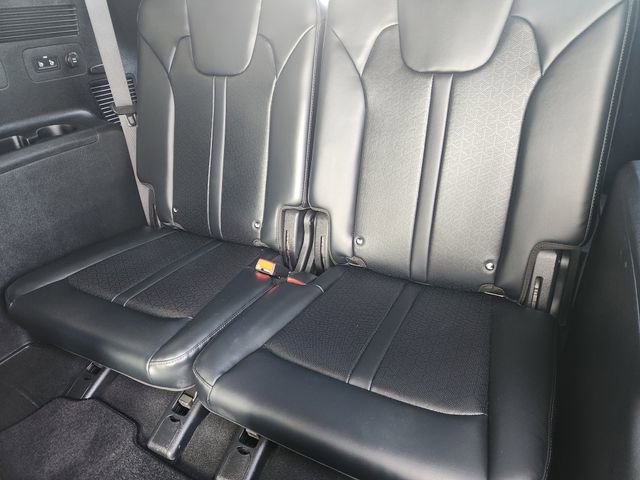 Used 2023 Kia Sorento EX image 32