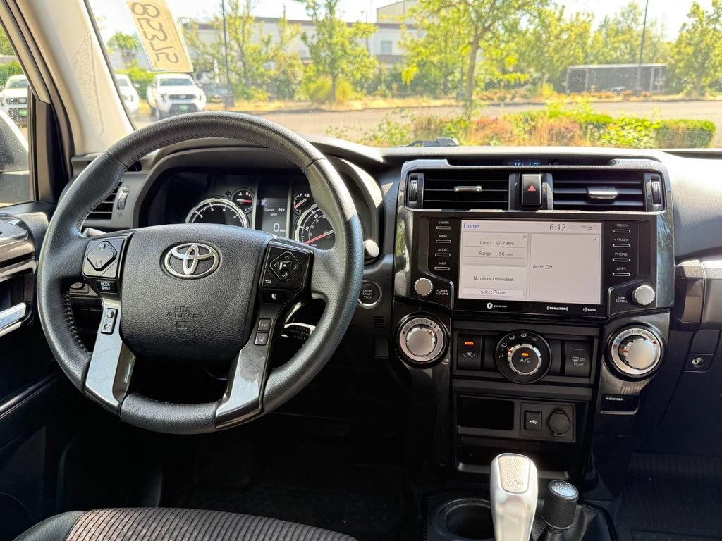 Used 2023 Toyota 4Runner TRD Off-Road AWD/4WD image 28