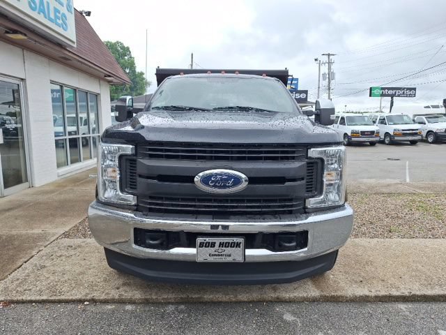 Used 2018 Ford F350 XL w/ Power Equipment Group AWD/4WD image 2