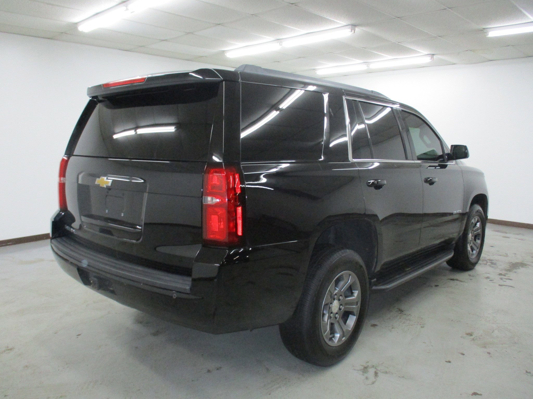 Used 2019 Chevrolet Tahoe LS image 10