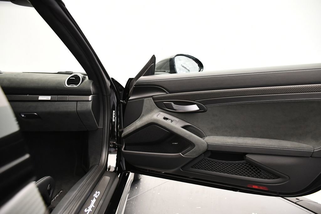 Certified 2025 Porsche 718 Boxster Spyder RS image 34