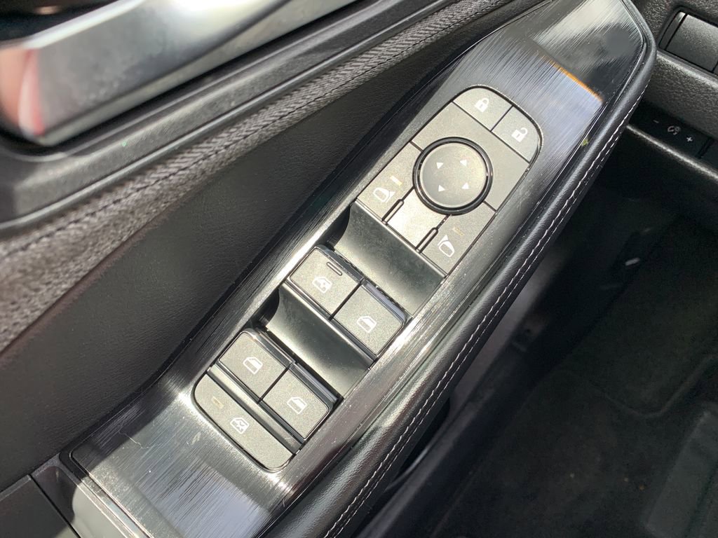Used 2023 Nissan Rogue SV image 20