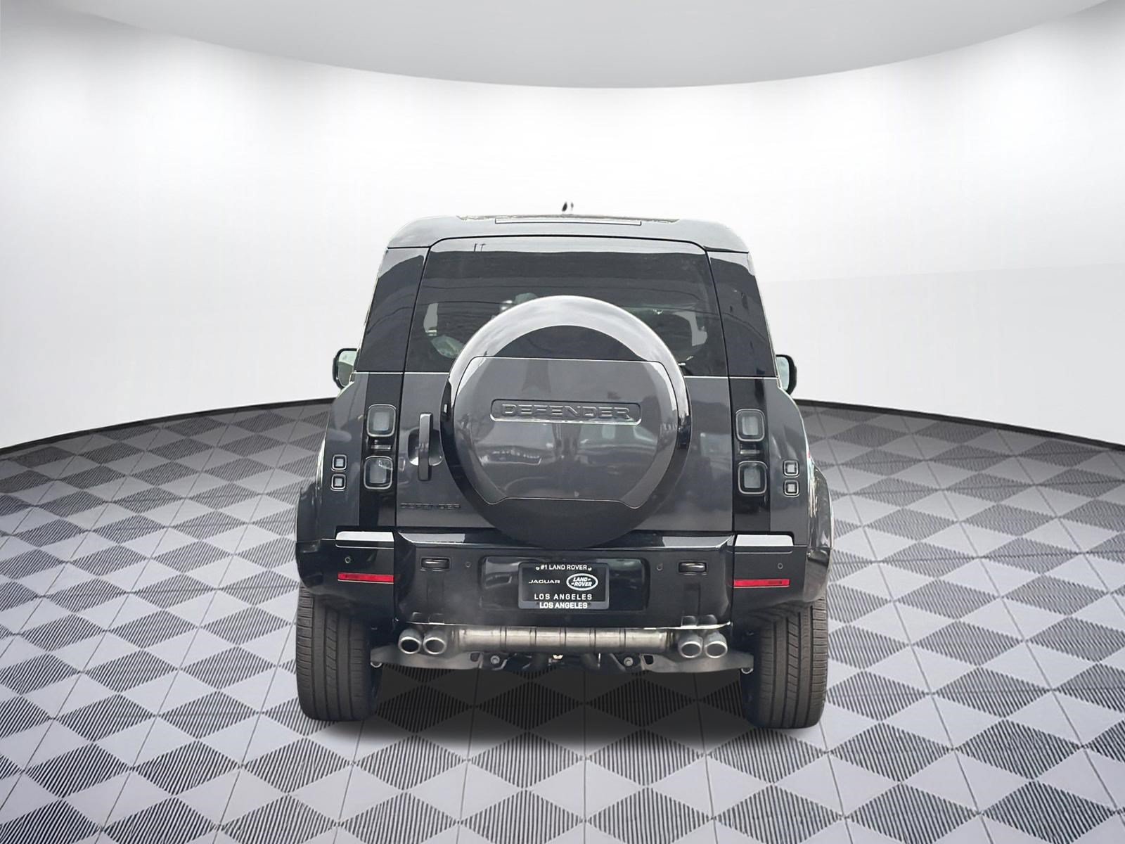 New 2026 Land Rover Defender 90 V8 AWD/4WD image 10
