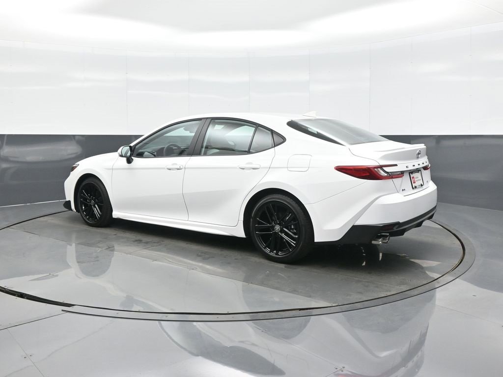 Certified 2025 Toyota Camry SE image 5