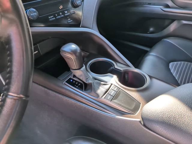 Used 2022 Toyota Camry SE image 20