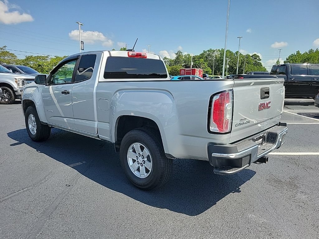Used 2017 GMC Canyon W/T RWD image 5