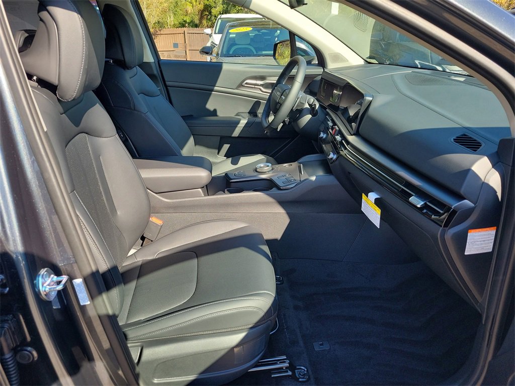 New 2026 Kia Sportage EX image 7