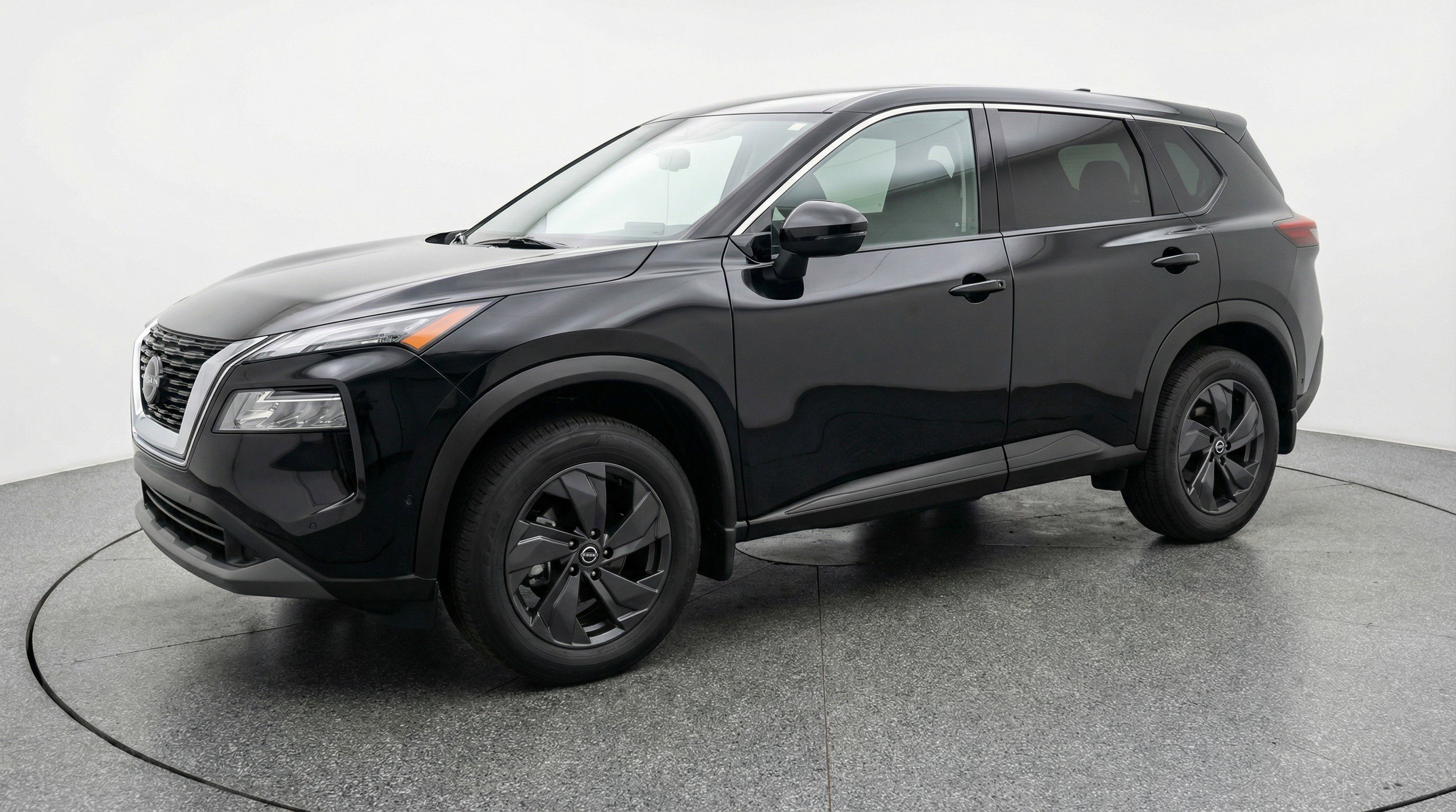 Used 2025 Nissan Rogue SV image 3