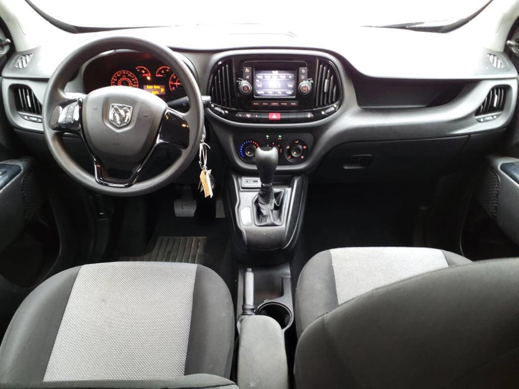 Used 2018 RAM ProMaster City Tradesman image 11