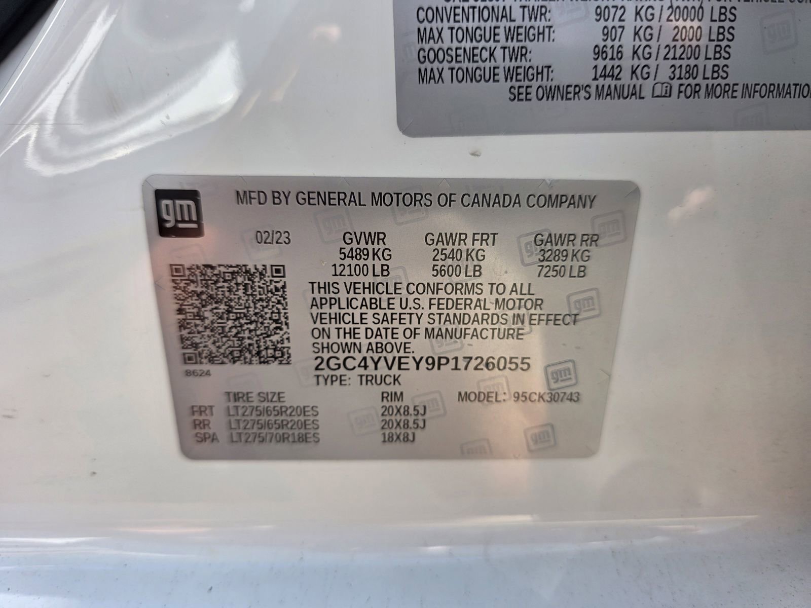 Used 2023 Chevrolet Silverado 3500 High Country image 37