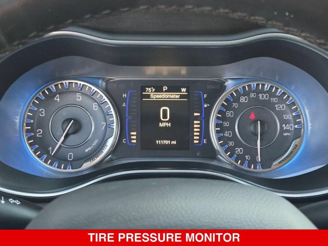 Used 2016 Chrysler 200 Limited w/ Anniversary Edition FWD image 21