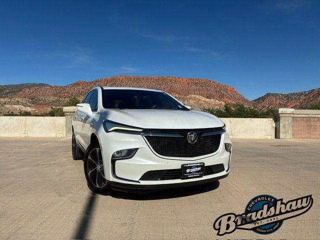 Used 2022 Buick Enclave Essence w/ Experience Buick Package image 2
