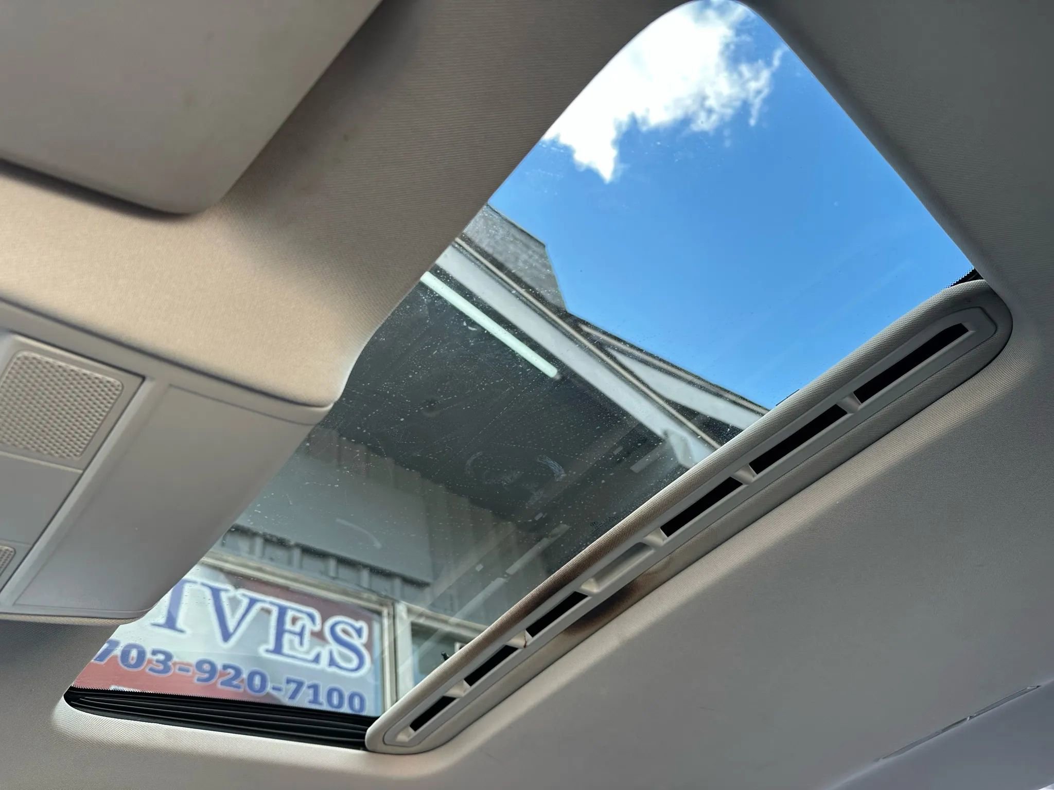 Used 2013 Volkswagen Jetta SE image 22