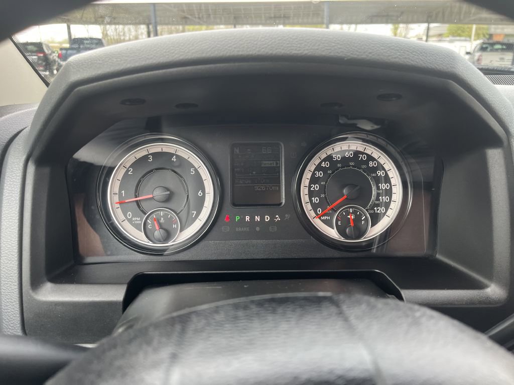 Used 2018 RAM 2500 SLT w/ Snow Chief Group AWD/4WD image 18