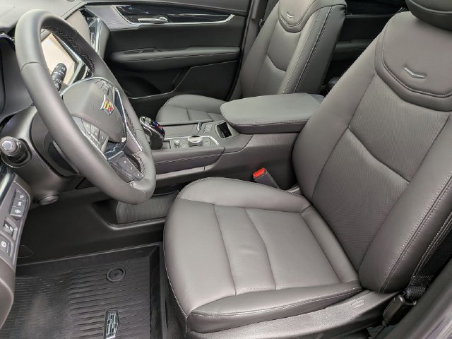 New 2026 Cadillac XT5 Premium Luxury w/ Driver Assist Package AWD/4WD image 21