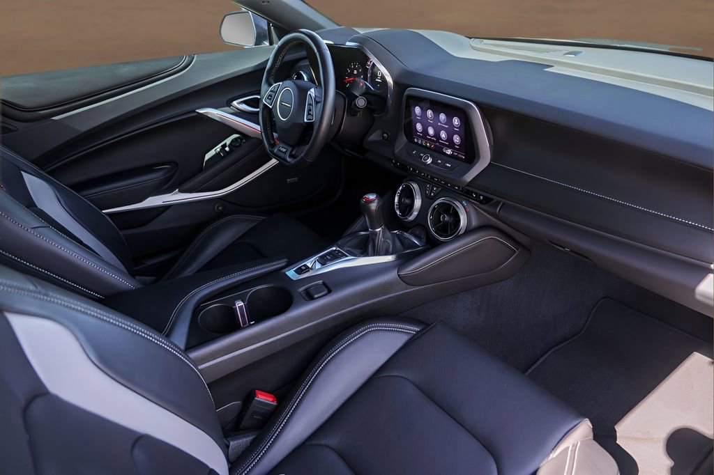 Used 2022 Chevrolet Camaro SS image 27