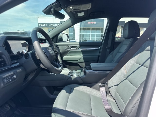 New 2027 GMC Terrain AT4 w/ Convenience Package III AWD/4WD image 13