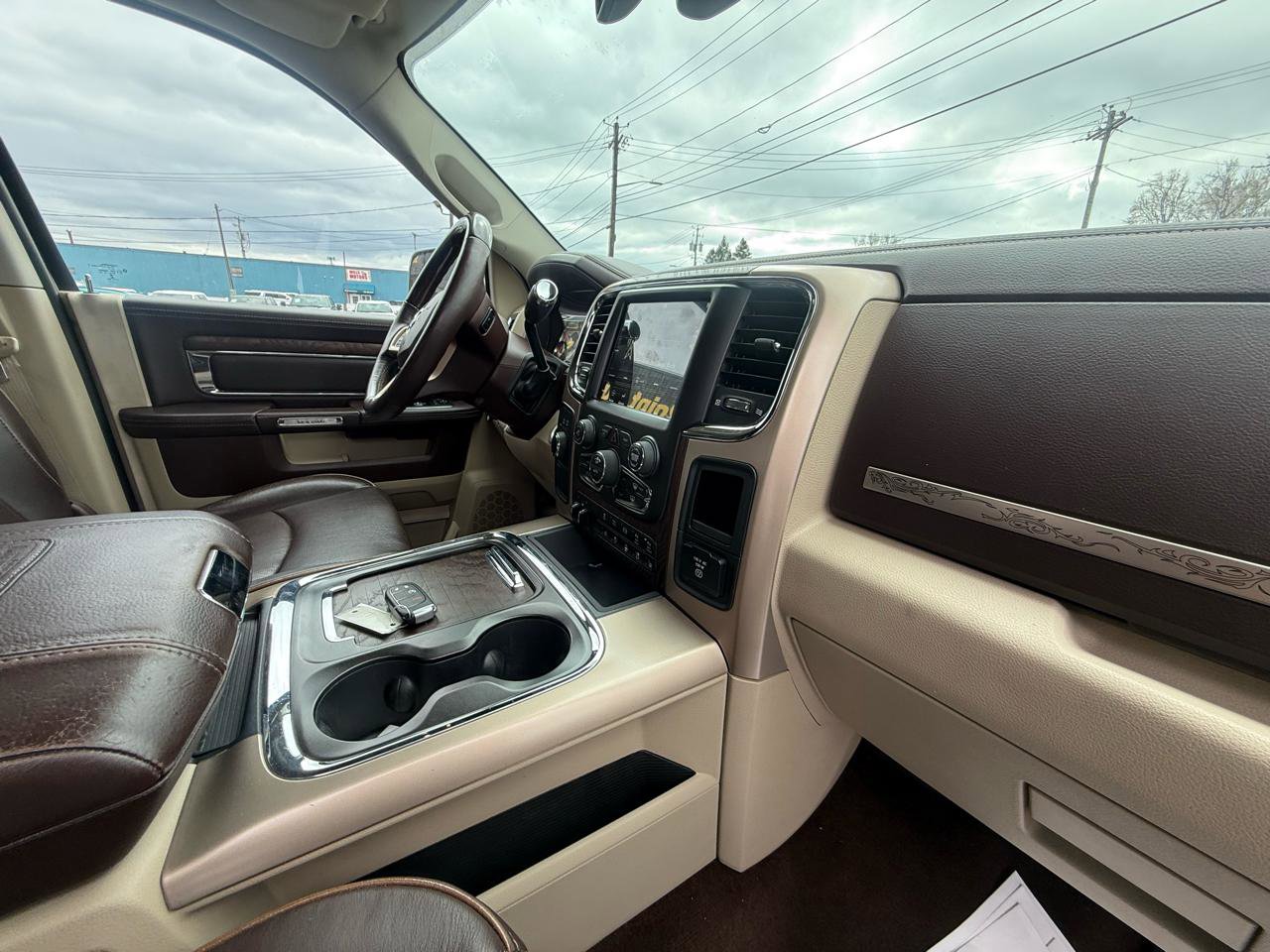 Used 2018 RAM 3500 Laramie Longhorn image 39