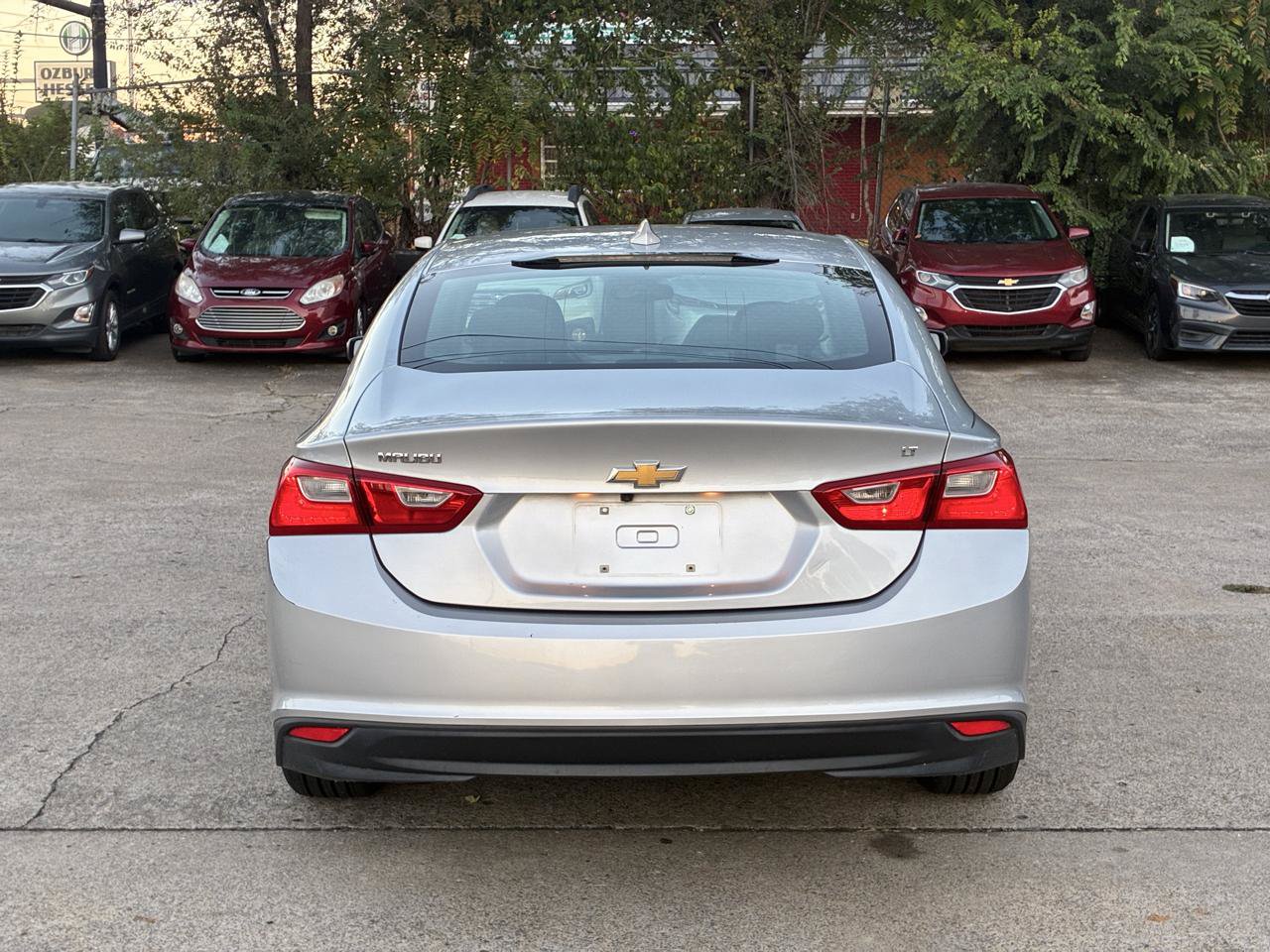 Used 2016 Chevrolet Malibu LT FWD image 9
