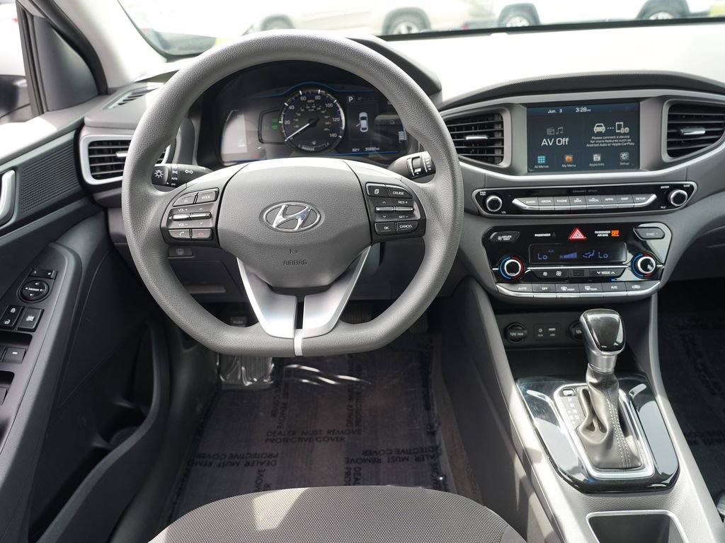 Used 2018 Hyundai Ioniq Blue FWD image 20