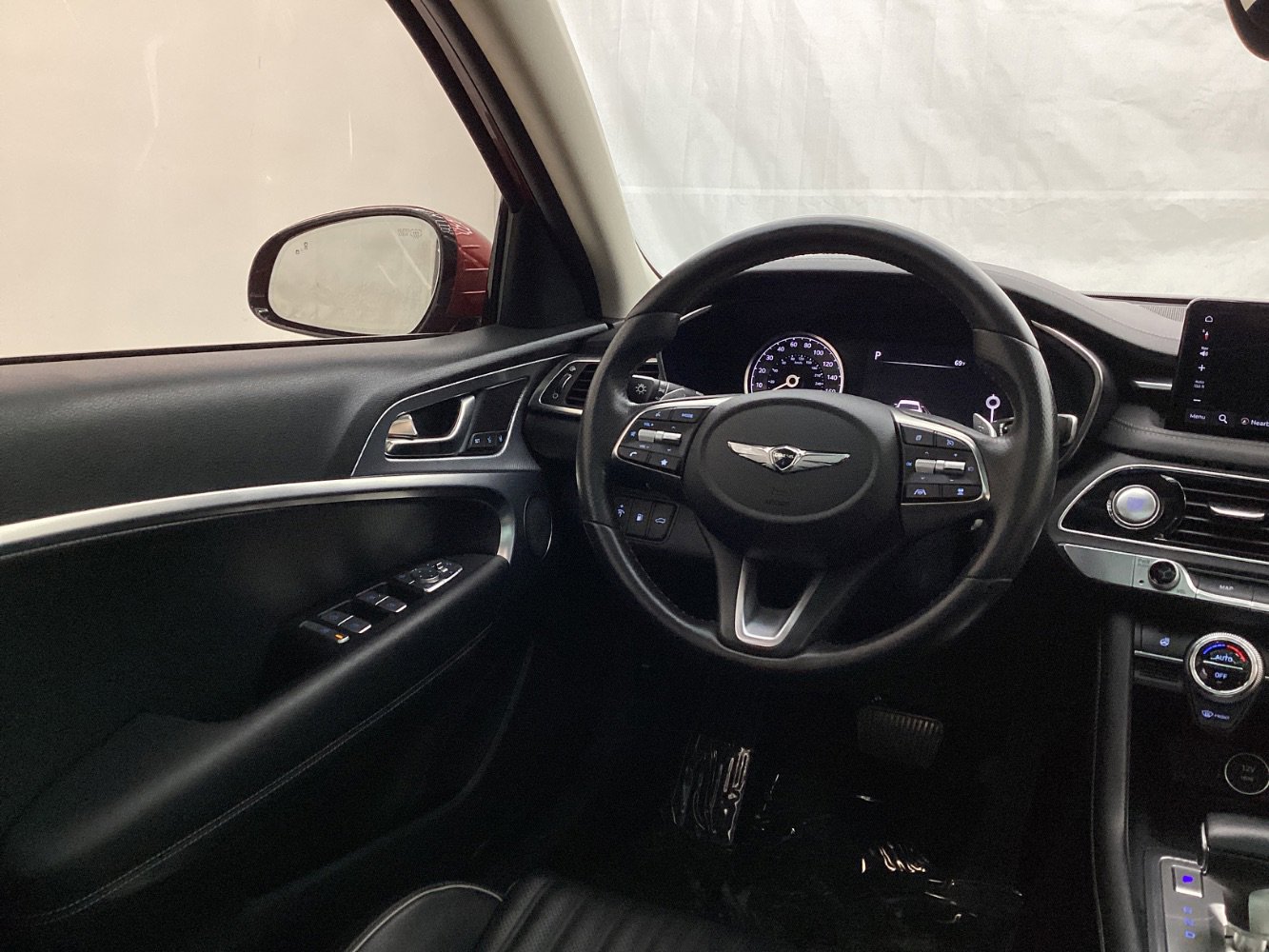 Used 2022 Genesis G70 2.0T w/ Prestige Package image 30