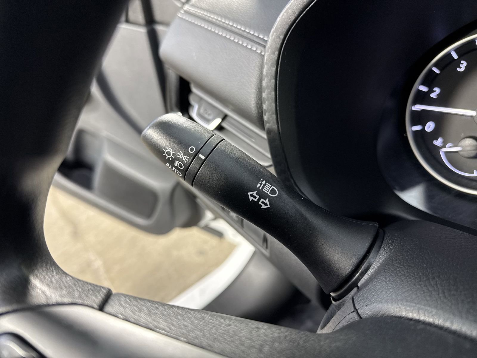 Certified 2025 Nissan Sentra SV image 17