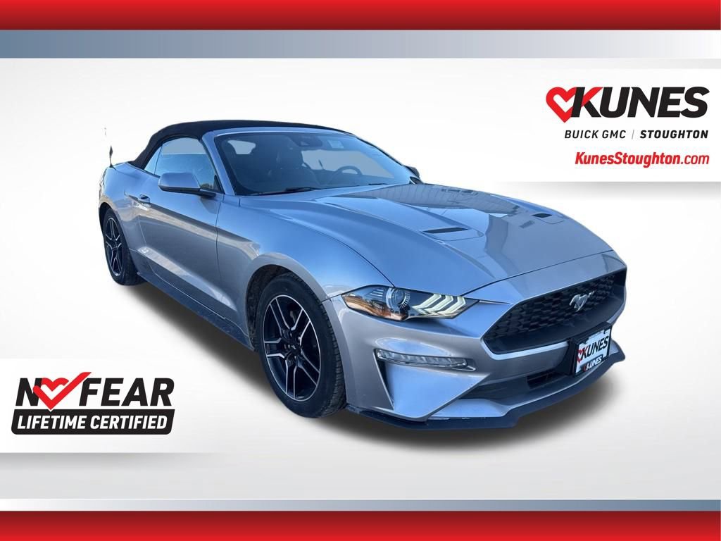Used 2023 Ford Mustang Convertible image 4