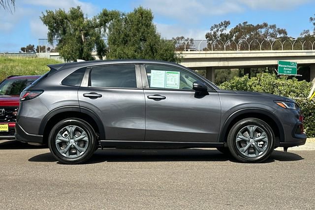 Certified 2026 Honda HR-V LX image 4