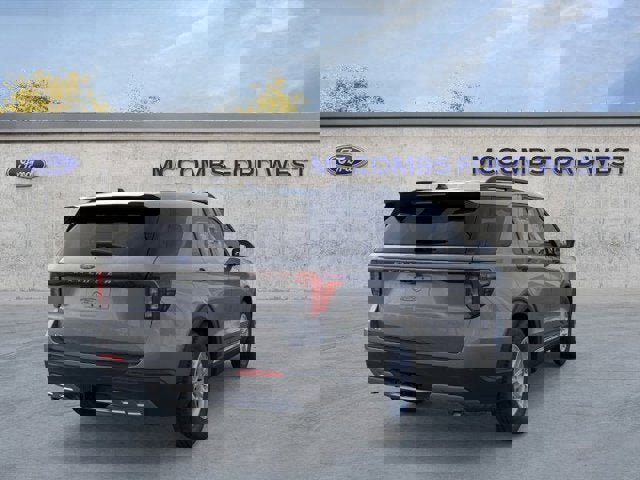 New 2025 Ford Explorer Active w/ Active Comfort Package image 8