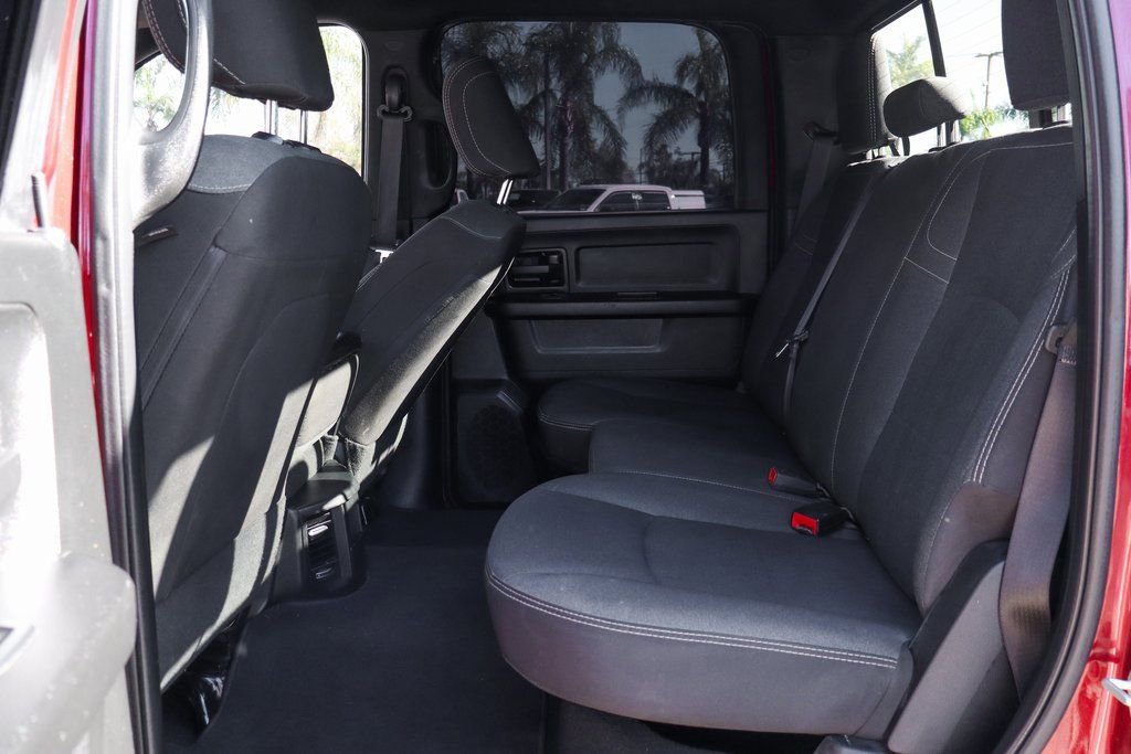 Used 2024 RAM 2500 Tradesman w/ Chrome Appearance Group image 34