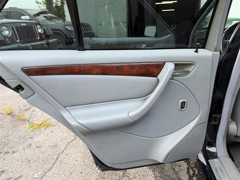 Used 1998 Mercedes-Benz C 230 image 9