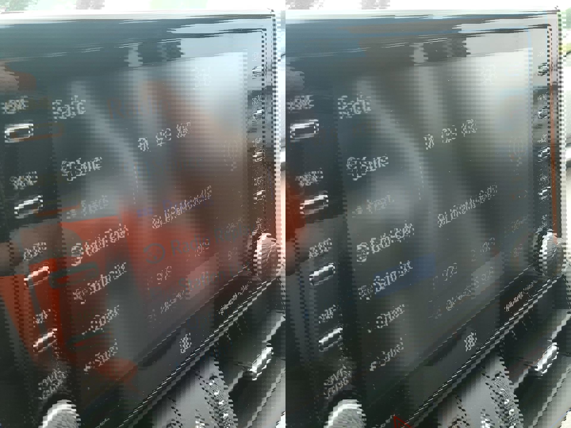 Used 2020 Toyota RAV4 Limited image 21