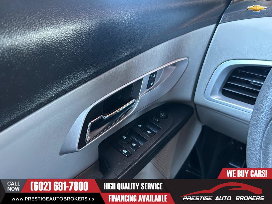 Used 2016 Chevrolet Equinox LS FWD image 17