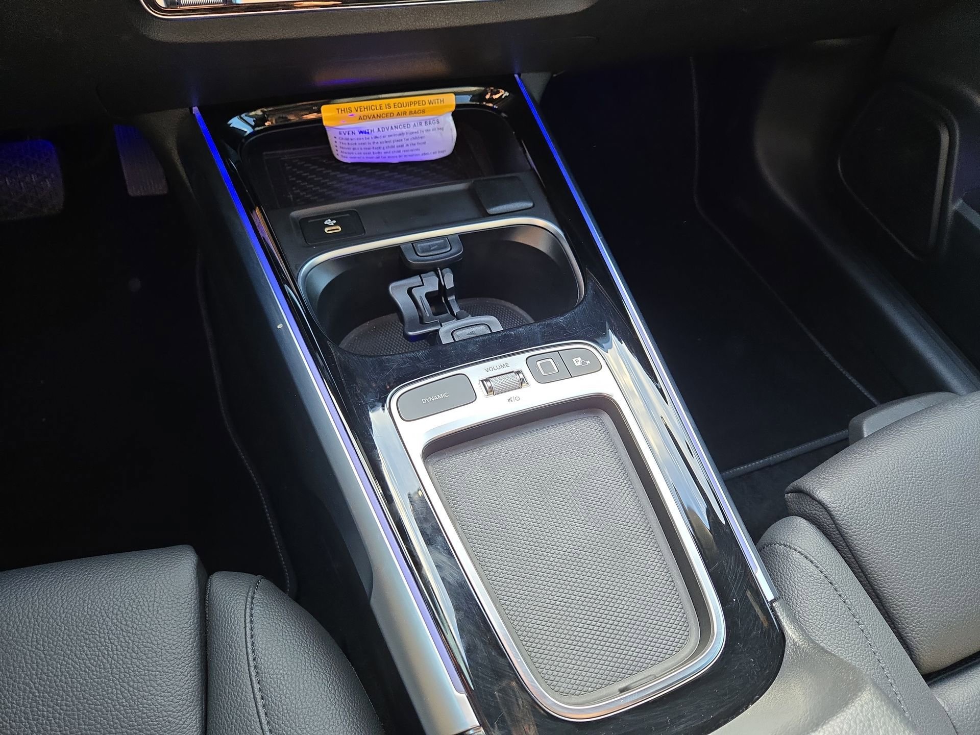 New 2025 Mercedes-Benz GLB 250 image 22