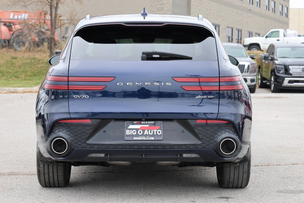 Used 2022 Genesis GV70 3.5T Sport w/ Sport Prestige Package image 10