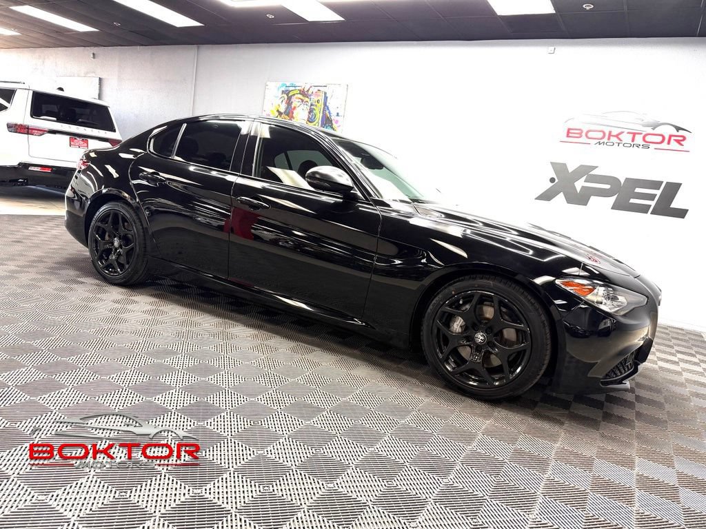 Used 2021 Alfa Romeo Giulia Sprint w/ Nero Edizione RWD image 1