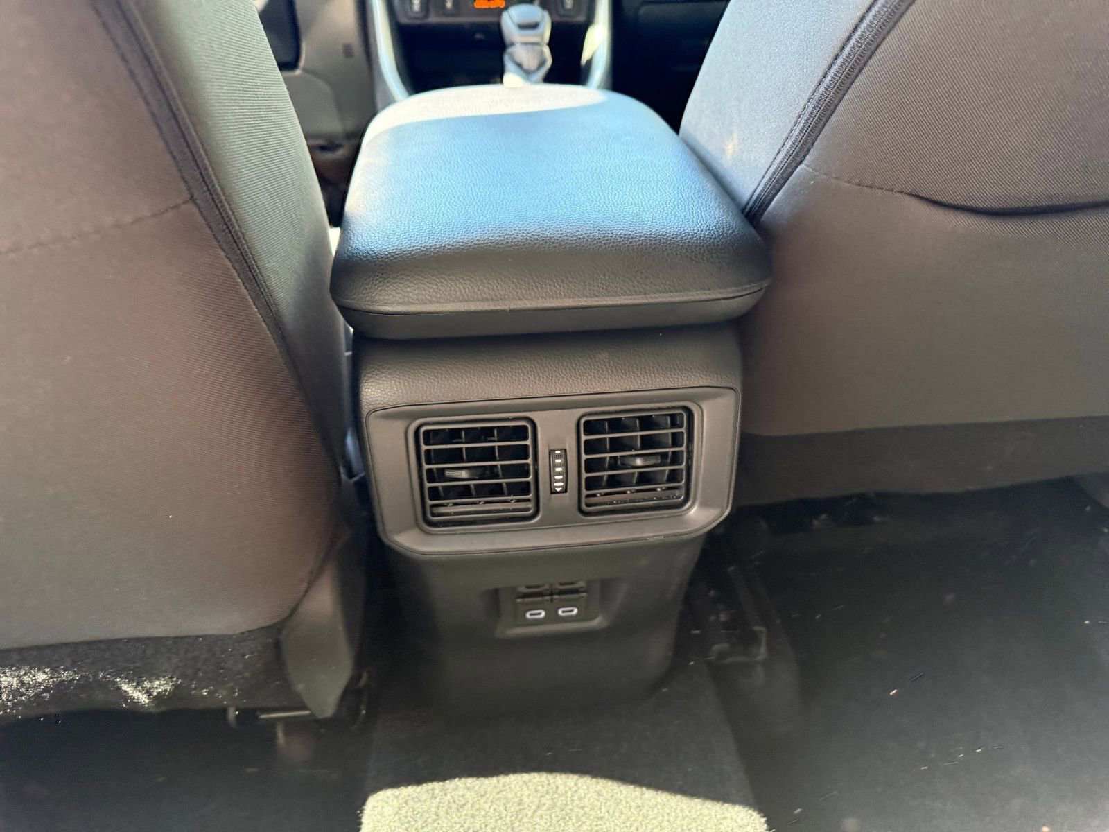 Used 2025 Toyota RAV4 XLE image 24