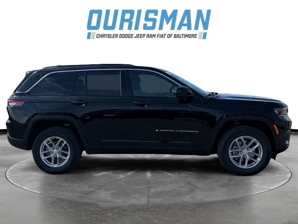 New 2026 Jeep Grand Cherokee Laredo image 7