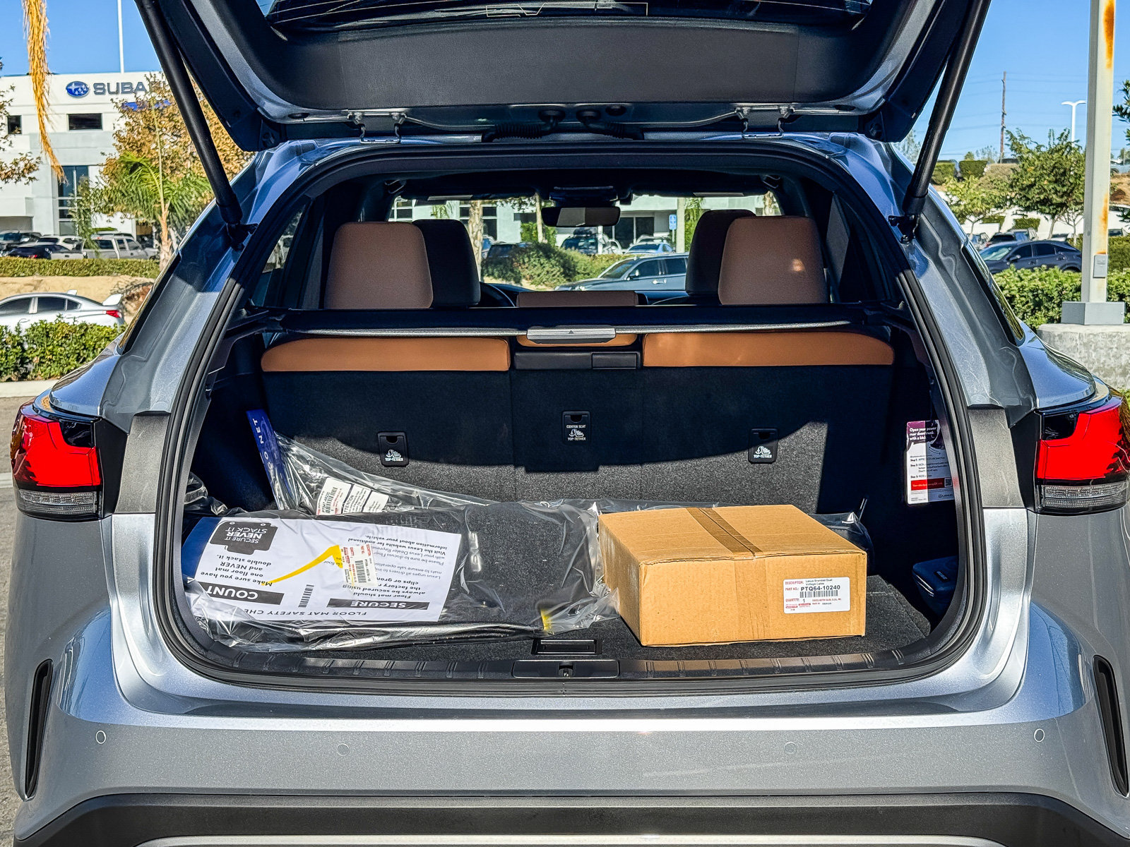 New 2026 Lexus RX 450h AWD w/ Convenience Package image 15