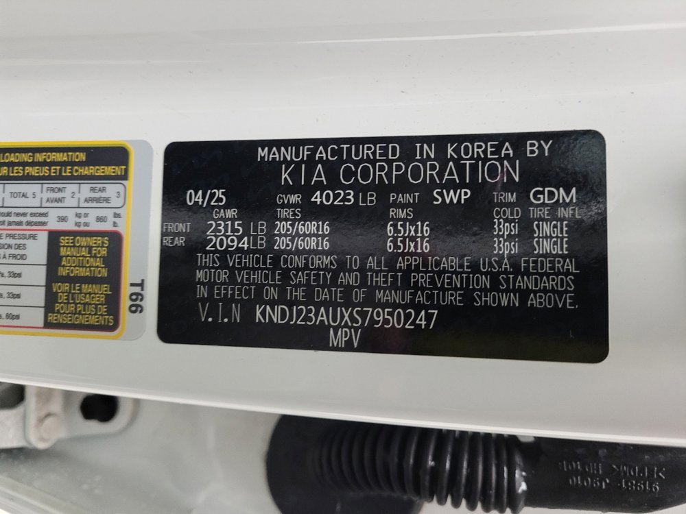 Used 2025 Kia Soul LX image 33