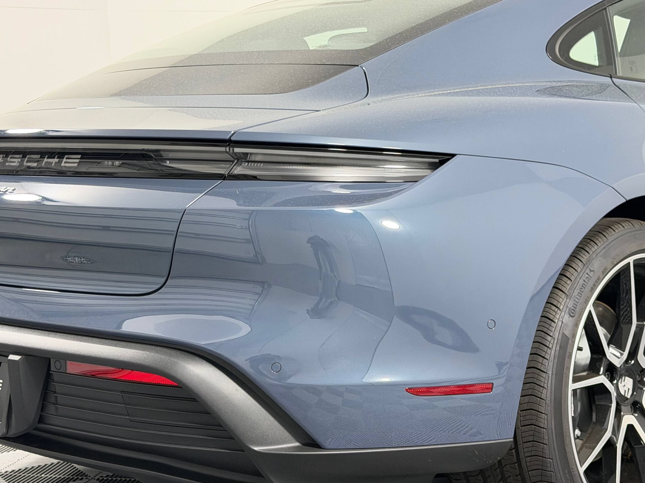 Certified 2026 Porsche Taycan AWD/4WD image 13