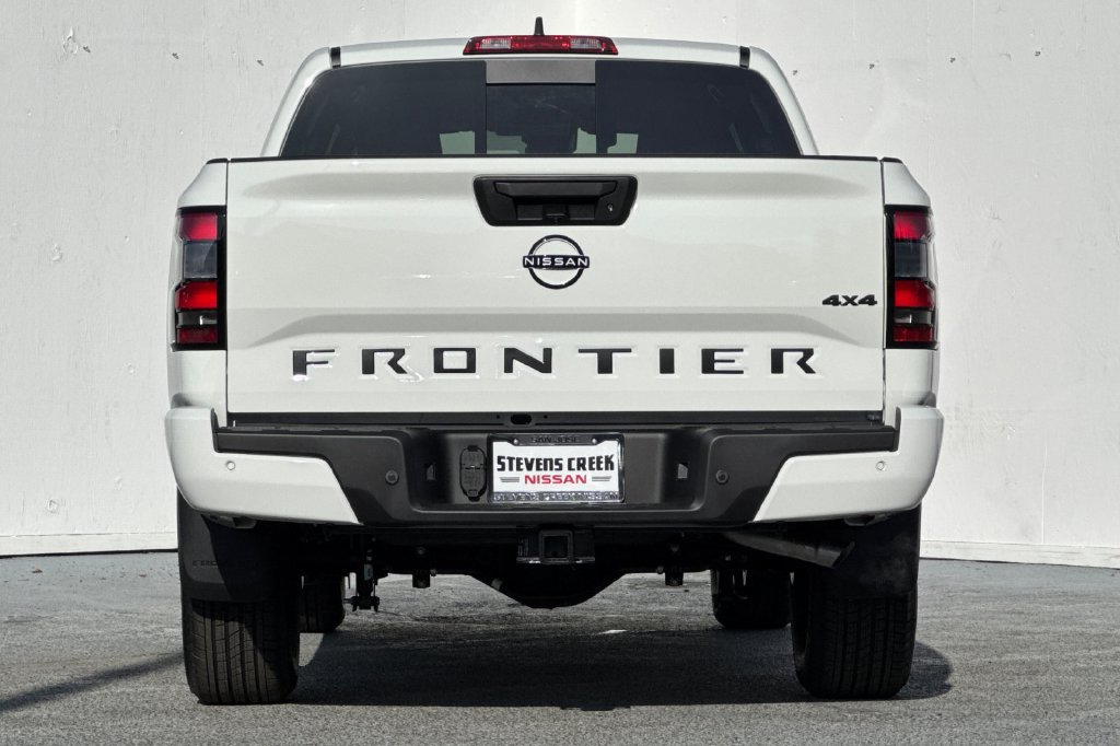 New 2026 Nissan Frontier SV w/ Tow Package AWD/4WD image 5