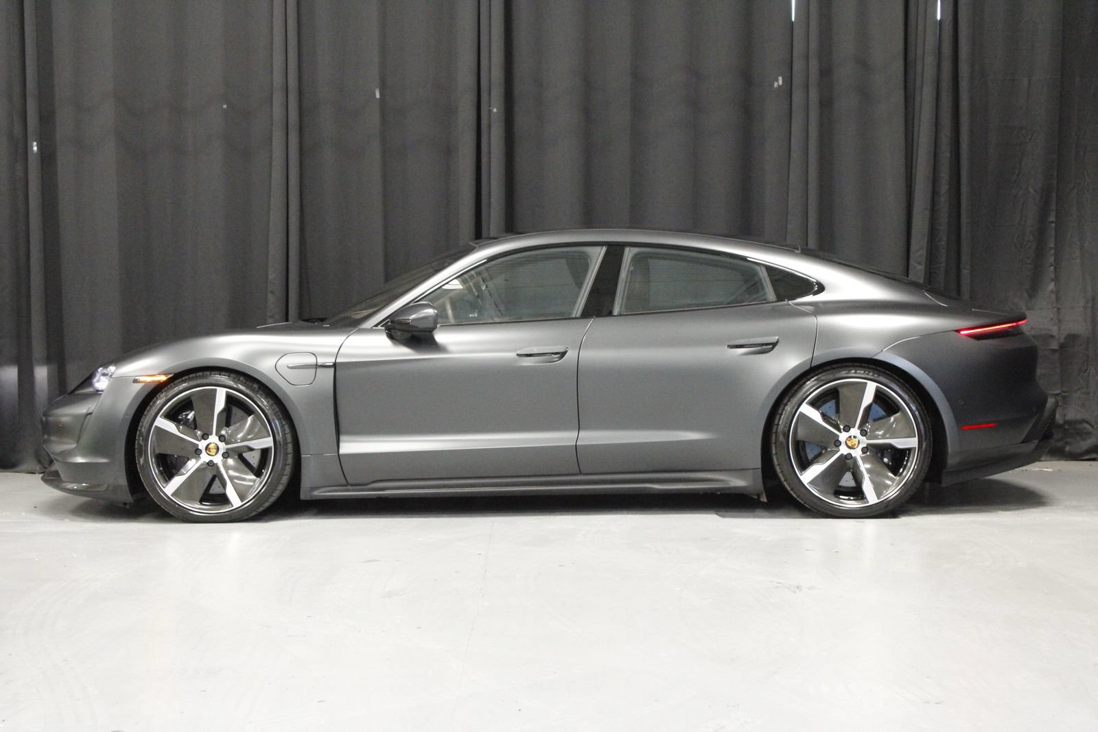 Certified 2022 Porsche Taycan Turbo S AWD/4WD image 2