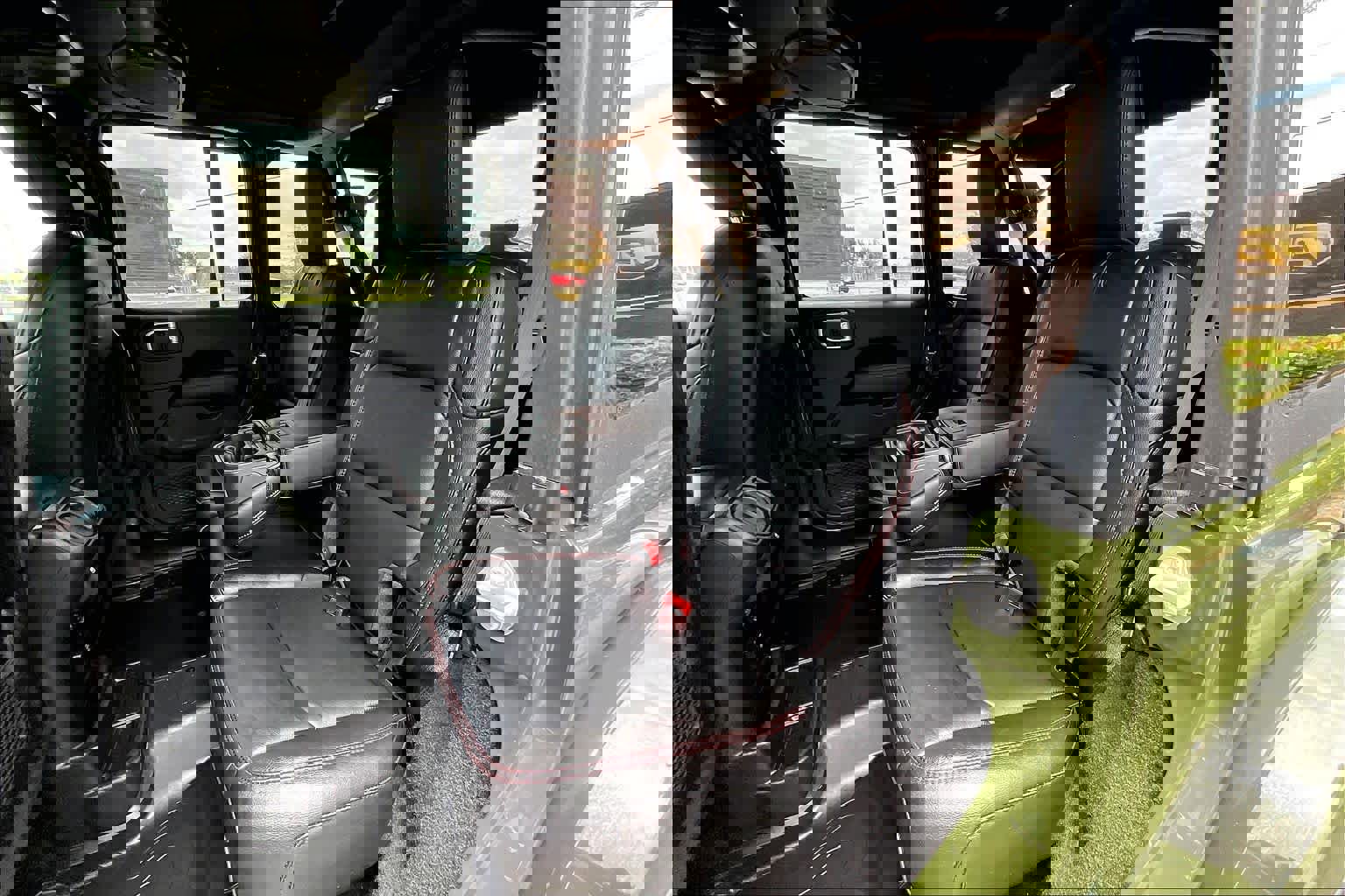 Used 2021 Jeep Wrangler Unlimited Rubicon AWD/4WD image 20