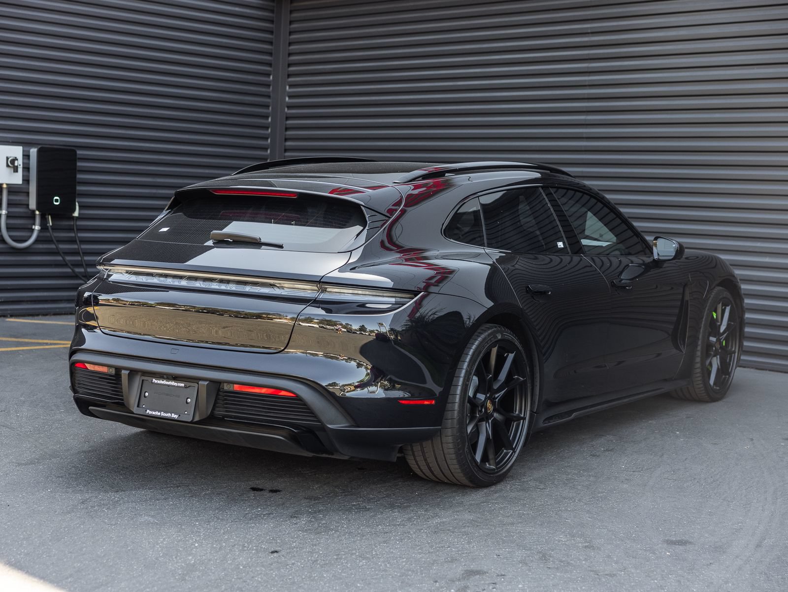 Certified 2024 Porsche Taycan GTS AWD/4WD image 10