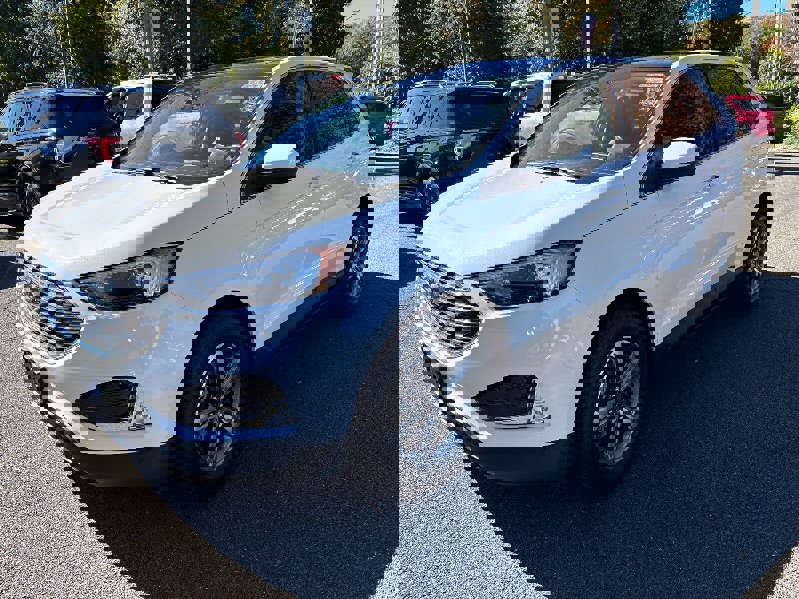 Used 2022 Ford Edge SEL w/ Convenience Package image 3