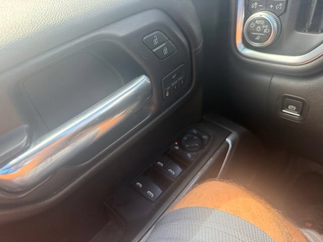 Used 2019 GMC Sierra 1500 AT4 w/ AT4 Premium Package AWD/4WD image 11